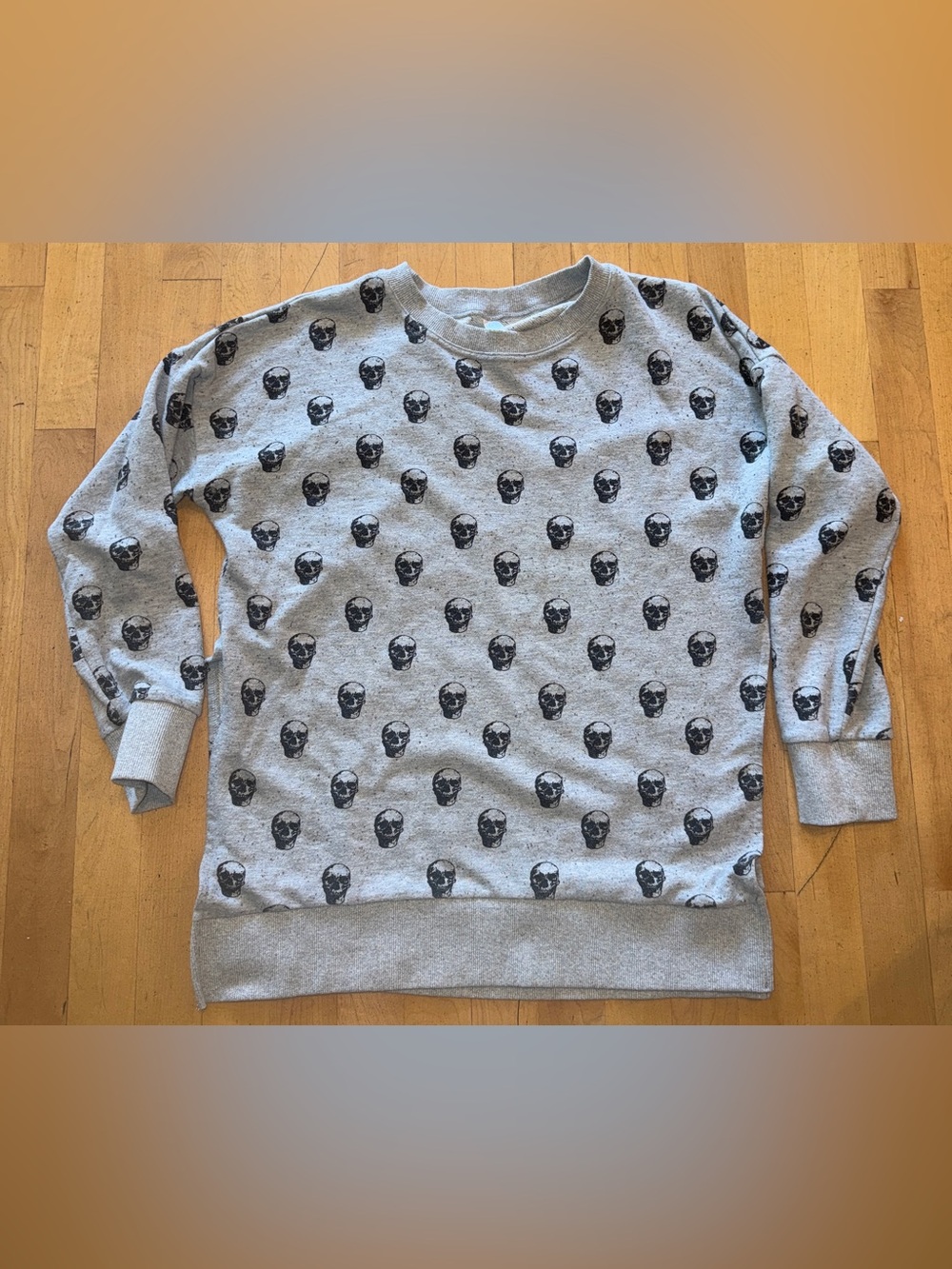 Latched Mama Nursing Halloween Marl grey Skull Print Pullover Sweatshirt XS/S